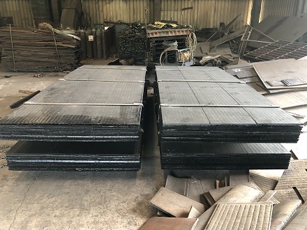 耐磨板高强耐磨板_高强耐磨板的牌号_堆焊耐磨板和复合耐磨钢板